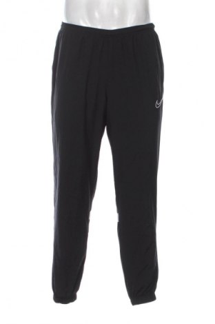 Pánské tepláky  Nike, Velikost M, Barva Černá, Cena  889,00 Kč