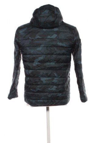Мъжко яке Under Armour, Размер XL, Цвят Многоцветен, Цена 107,99 лв.