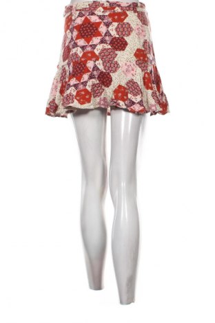 Пола - панталон Stradivarius, Размер S, Цвят Многоцветен, Цена 15,99 лв.