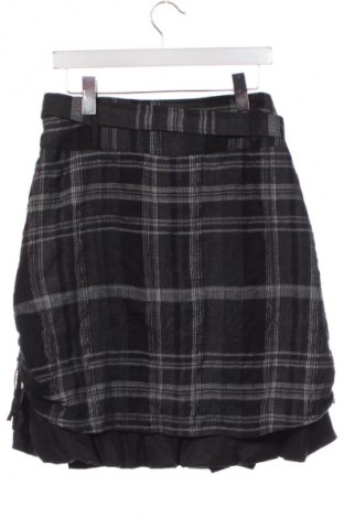 Fustă Junona, Mărime M, Culoare Multicolor, Preț 107,89 Lei