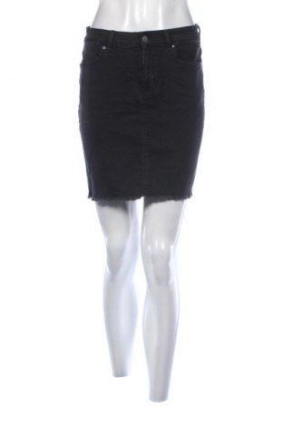 Spódnica Pieces, Rozmiar M, Kolor Czarny, Cena 30,99 zł