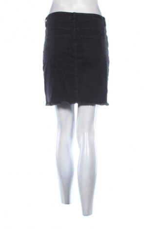 Spódnica Pieces, Rozmiar M, Kolor Czarny, Cena 30,99 zł