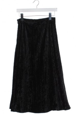 Fustă Studio, Mărime M, Culoare Negru, Preț 74,99 Lei