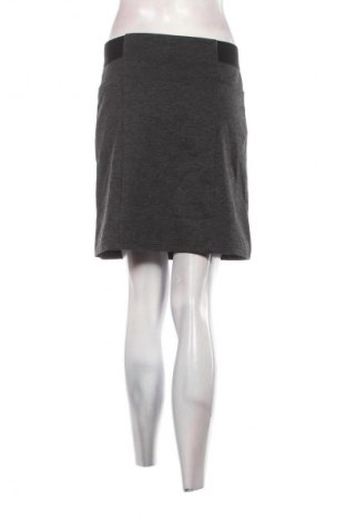 Rock U, Größe M, Farbe Grau, Preis € 5,99