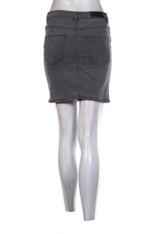 Sukně Vero Moda, Velikost M, Barva Šedá, Cena  342,00 Kč