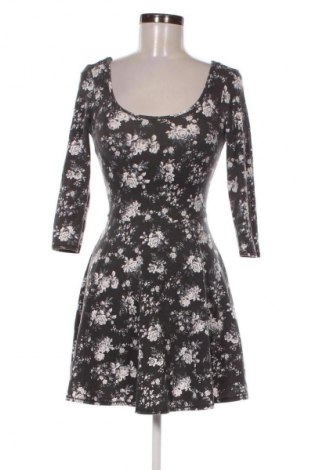 Šaty  American Eagle, Velikost S, Barva Vícebarevné, Cena  619,00 Kč