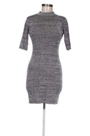 Kleid Apricot, Größe L, Farbe Mehrfarbig, Preis 24,49 €