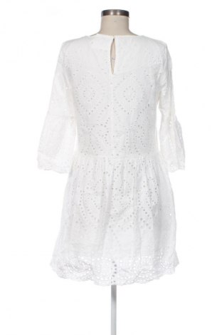 Kleid B.Young, Größe M, Farbe Weiß, Preis € 46,65