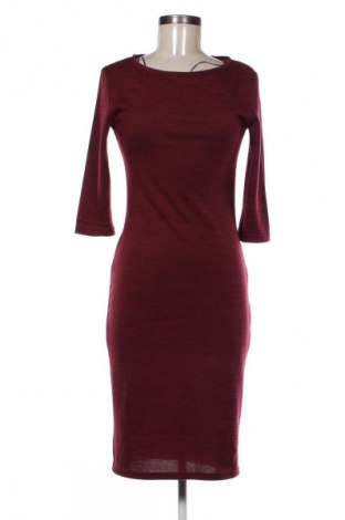 Kleid Calliope, Größe M, Farbe Rot, Preis € 14,77