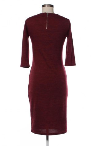 Kleid Calliope, Größe M, Farbe Rot, Preis € 14,77