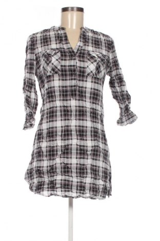 Kleid Colloseum, Größe M, Farbe Mehrfarbig, Preis 9,99 €