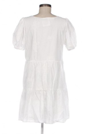 Rochie Fisherfield, Mărime M, Culoare Alb, Preț 118,64 Lei