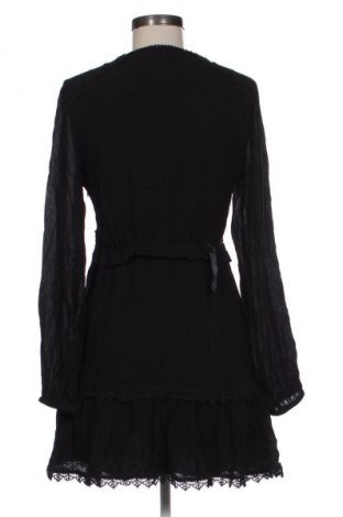 Sukienka Forever New, Rozmiar M, Kolor Czarny, Cena 614,99 zł
