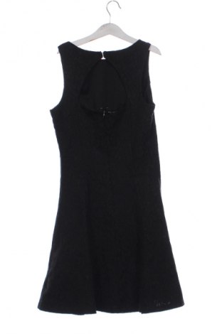 Šaty  Guess, Veľkosť XS, Farba Čierna, Cena  130,32 €