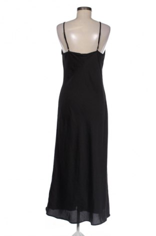 Kleid Guess, Größe M, Farbe Schwarz, Preis 55,75 €