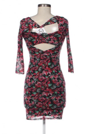 Φόρεμα Guess, Μέγεθος XS, Χρώμα Πολύχρωμο, Τιμή 49,10 €