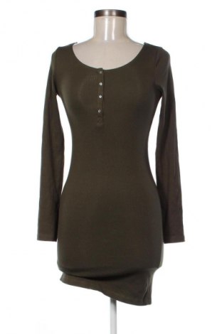 Рокля H&M, Размер S, Цвят Зелен, Цена 29,15 лв.
