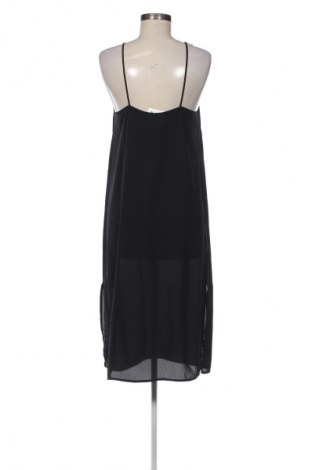Рокля H&M, Размер M, Цвят Черен, Цена 29,33 лв.
