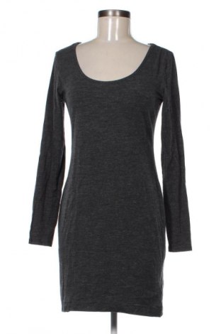 Kleid H&M, Größe M, Farbe Mehrfarbig, Preis € 14,83