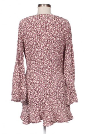 Рокля H&M, Размер M, Цвят Многоцветен, Цена 28,88 лв.