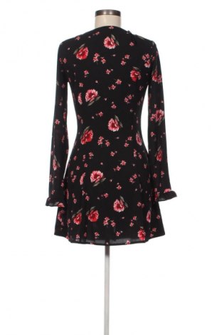 Šaty  H&M Divided, Veľkosť M, Farba Viacfarebná, Cena  24,48 €