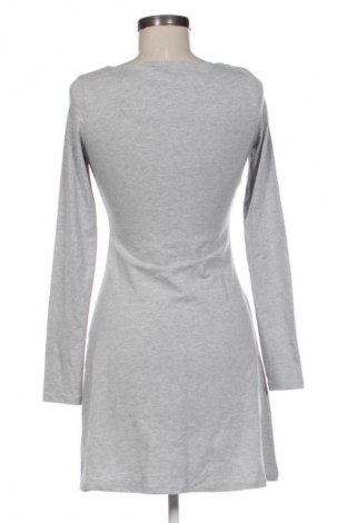 Kleid H&M Divided, Größe S, Farbe Grau, Preis 23,53 €