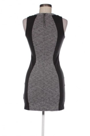 Sukienka H&M Divided, Rozmiar S, Kolor Kolorowy, Cena 66,67 zł