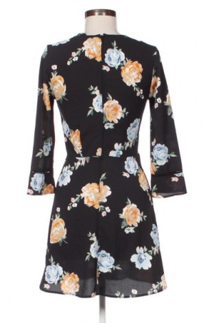 Рокля H&M Divided, Размер XS, Цвят Многоцветен, Цена 29,00 лв.