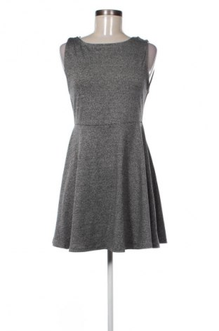 Sukienka H&M Divided, Rozmiar M, Kolor Szary, Cena 53,99 zł