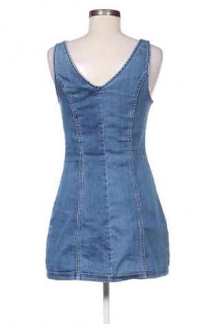 Рокля H&M Divided, Размер M, Цвят Син, Цена 39,14 лв.