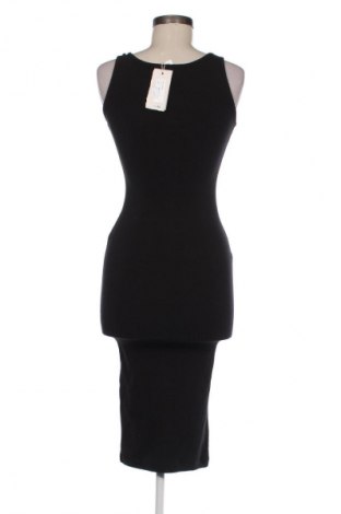 Φόρεμα HINNOMINATE, Μέγεθος S, Χρώμα Μαύρο, Τιμή 122,99 €