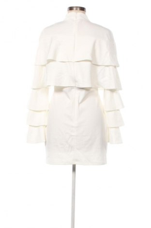 Kleid Missguided, Größe M, Farbe Weiß, Preis 14,83 €