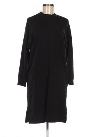 Šaty  Monki, Velikost XS, Barva Černá, Cena  346,00 Kč