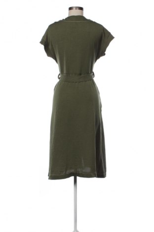 Rochie Primark, Mărime M, Culoare Verde, Preț 126,40 Lei
