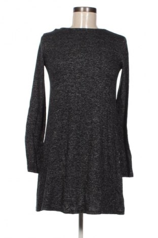 Φόρεμα Pull&Bear, Μέγεθος S, Χρώμα Πολύχρωμο, Τιμή 7,99 €