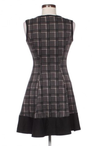 Kleid Quiz, Größe M, Farbe Mehrfarbig, Preis 15,99 €