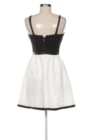Kleid Reserved, Größe XS, Farbe Mehrfarbig, Preis 14,91 €