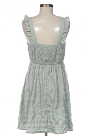 Kleid SHEIN, Größe M, Farbe Grün, Preis 15,00 €