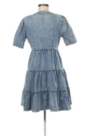 Kleid SHEIN, Größe M, Farbe Blau, Preis 24,57 €