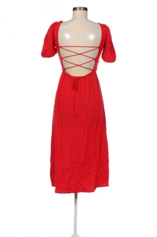Φόρεμα Stradivarius, Μέγεθος M, Χρώμα Κόκκινο, Τιμή 29,99 €