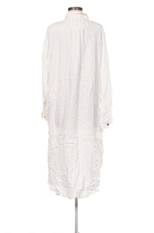 Ruha Unbranded, Méret M, Szín Fehér, Ár 7 739 Ft