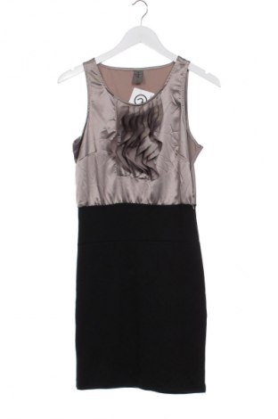 Kleid Vero Moda, Größe S, Farbe Mehrfarbig, Preis 10,99 €