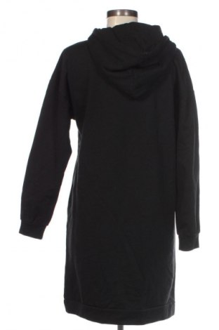 Рокля Vero Moda, Размер M, Цвят Черен, Цена 16,99 лв.