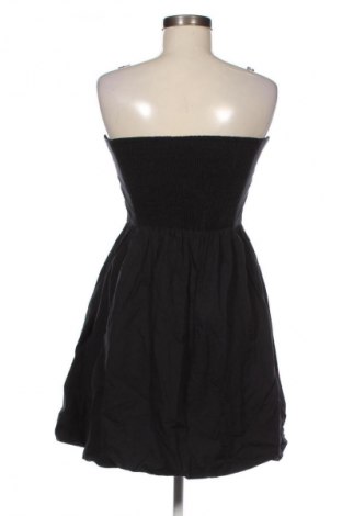 Kleid Vero Moda, Größe M, Farbe Schwarz, Preis 42,99 €
