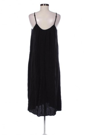 Kleid Vero Moda, Größe M, Farbe Schwarz, Preis 37,42 €