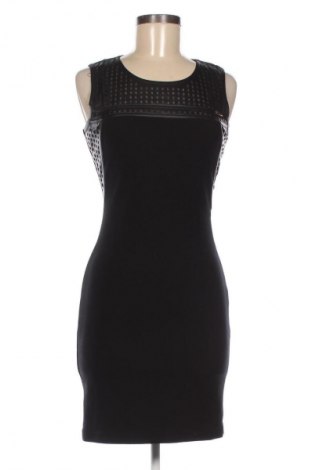 Kleid Waggon, Größe L, Farbe Schwarz, Preis 28,13 €