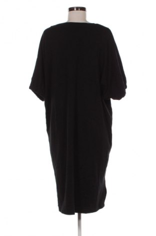 Kleid Xlnt, Größe XL, Farbe Schwarz, Preis 25,00 €