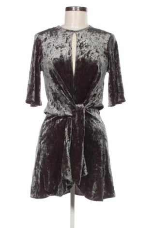 Рокля Zara, Размер XS, Цвят Зелен, Цена 27,99 лв.
