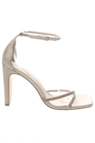 Sandalen Rubi, Größe 40, Farbe Golden, Preis 31,71 €