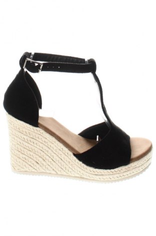 Sandalen Unbranded, Größe 35, Farbe Mehrfarbig, Preis 20,02 €